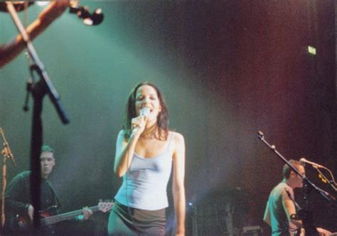 andrea corr nude|Andrea Corr Nude & Sexy (56 Photos) .